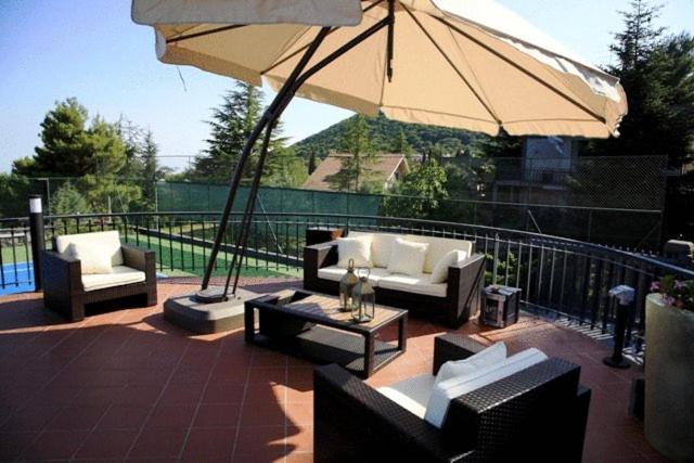 Etna Hut Bed & Breakfast Nicolosi Exterior foto