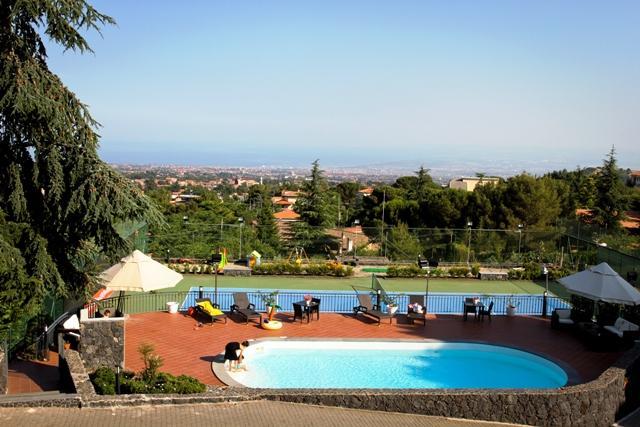 Etna Hut Bed & Breakfast Nicolosi Exterior foto